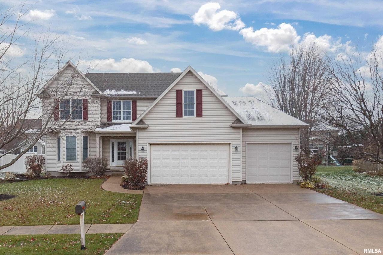 3417 77th Street Ct., Moline, IL 61265