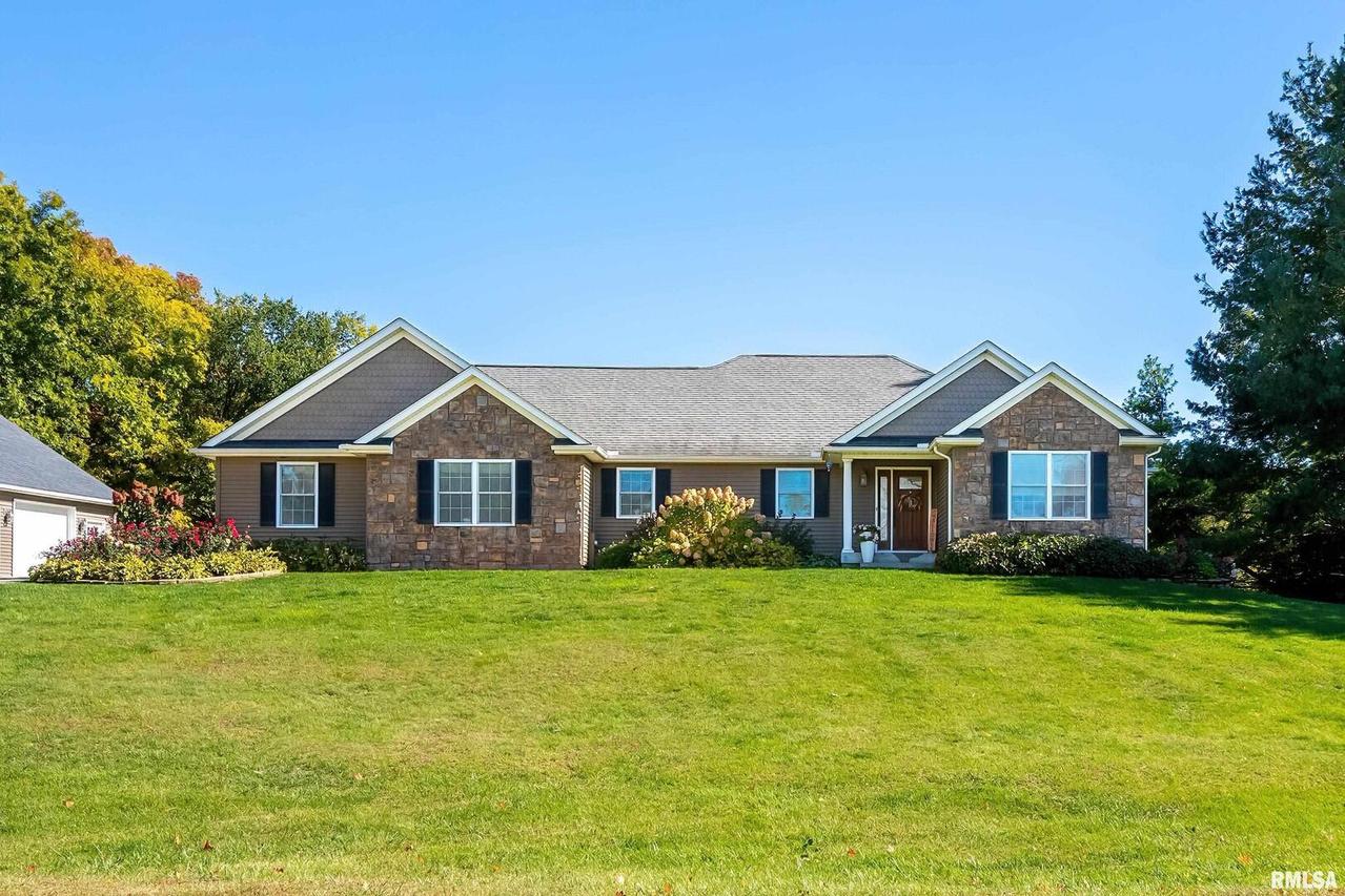 4101 208th Street Ct., Port Byron, IL 61275