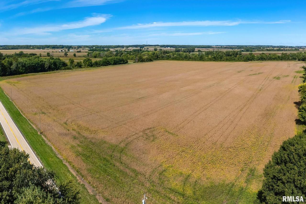 52 N 320th St., Hillsdale, IL 61257