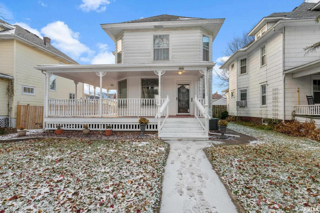 1819 15th St., Moline, IL 61265