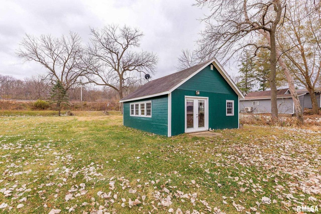 1703 Elm Shore Dr., Port Byron, IL 61275