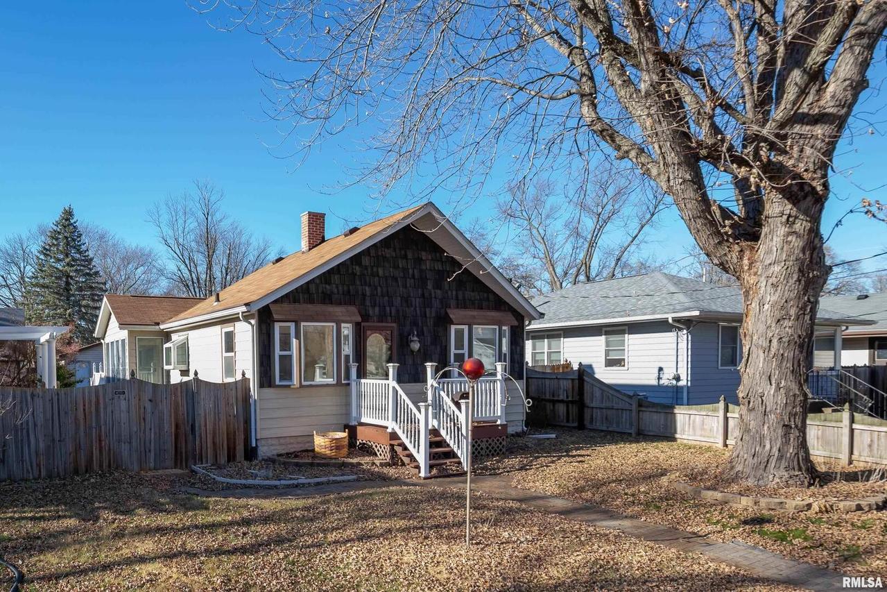 3009 4th St. #A, East Moline, IL 61244