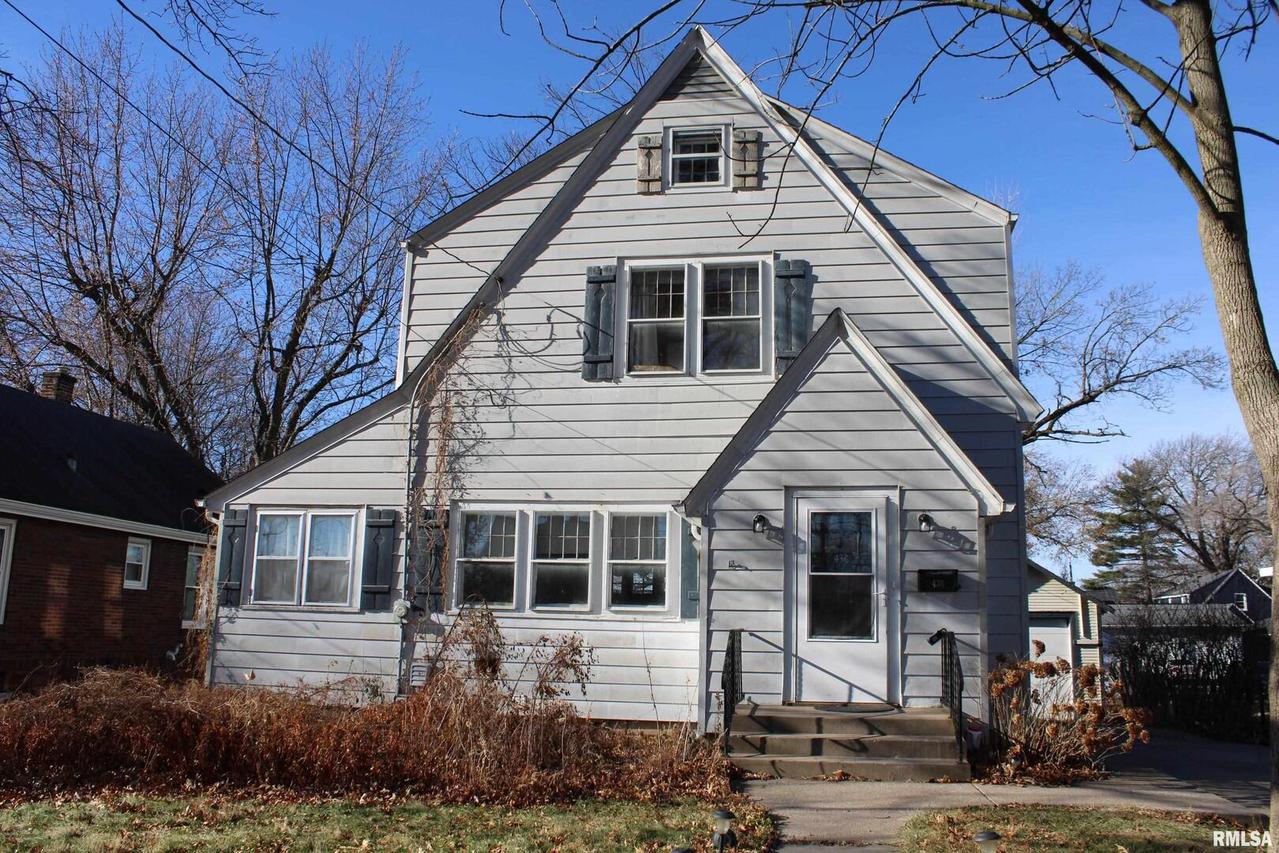 436 12th St., Silvis, IL 61282