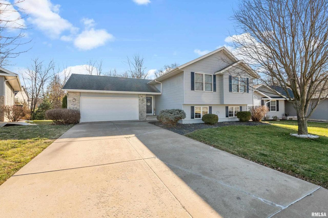 338 44th Ave., East Moline, IL 61244