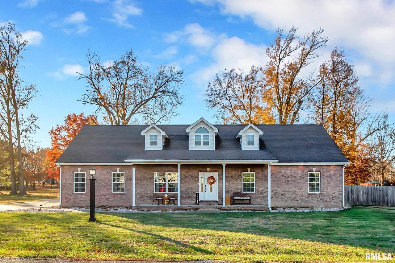 1309 Summer Dr., Herrin, IL 62948