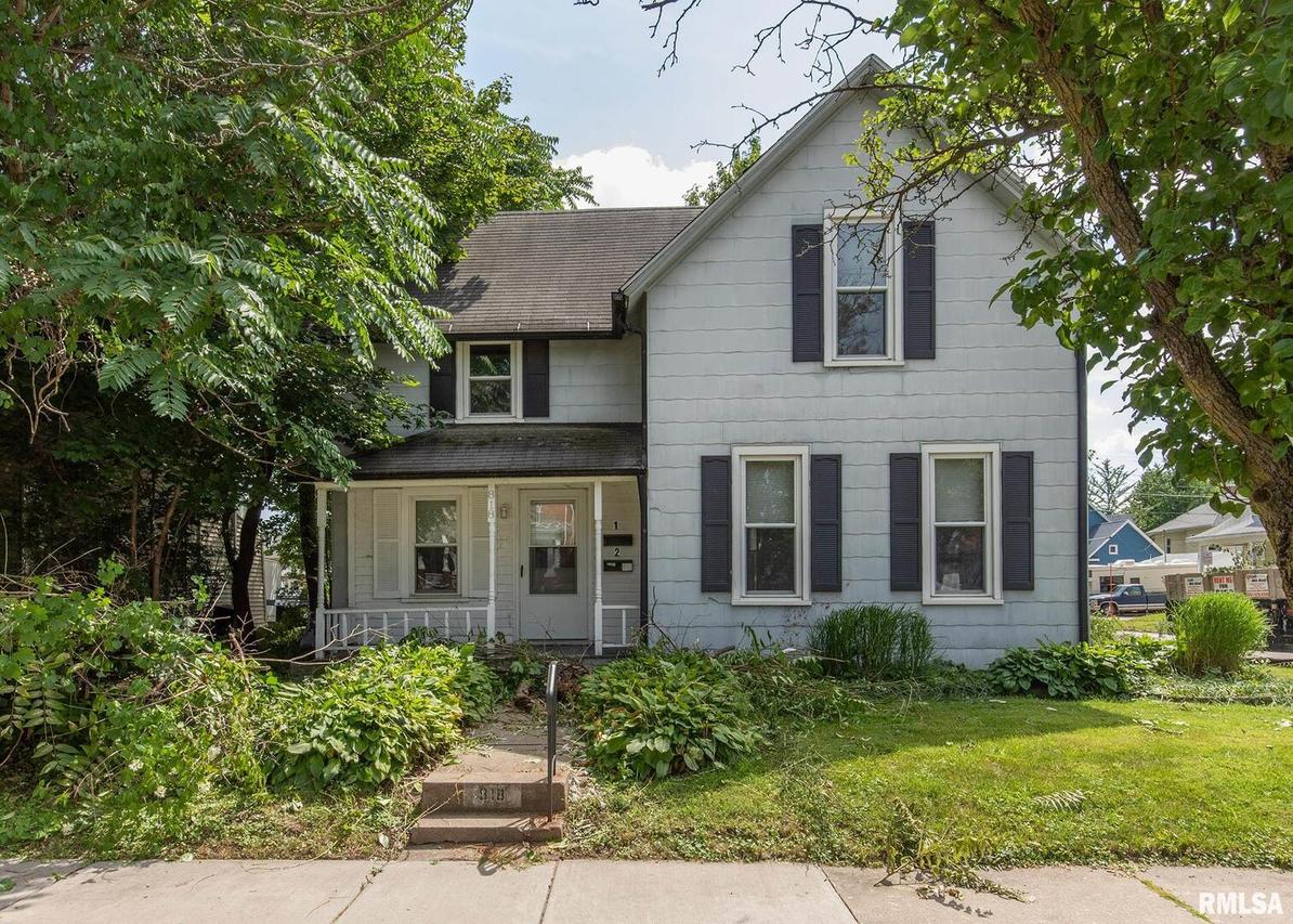 818 18th Ave., Moline, IL 61265