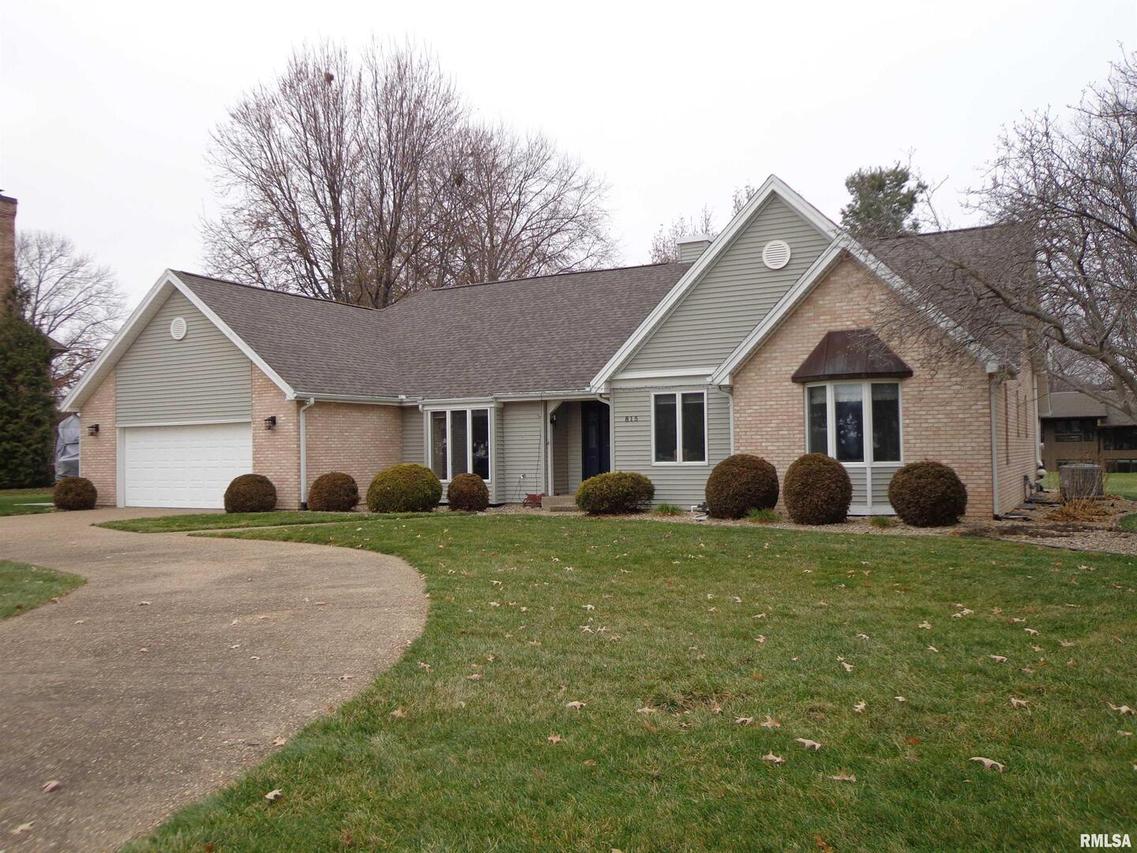815 Long Dr., Quincy, IL 62305