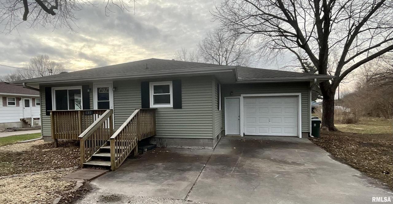 139 N Vail St., Geneseo, IL 61254
