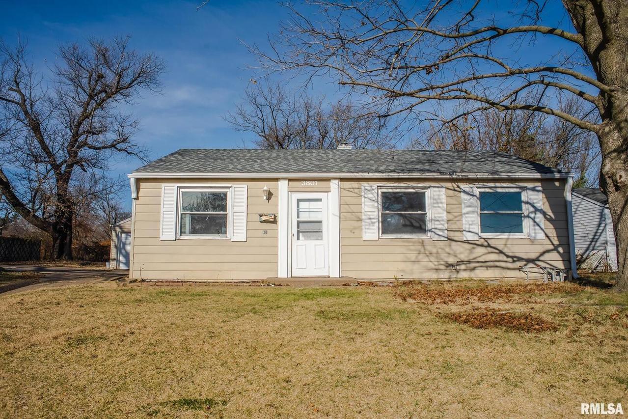 3801 10th Ave., Moline, IL 61265