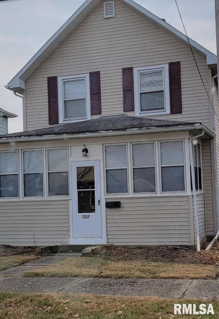722 17th Ave., Moline, IL 61265