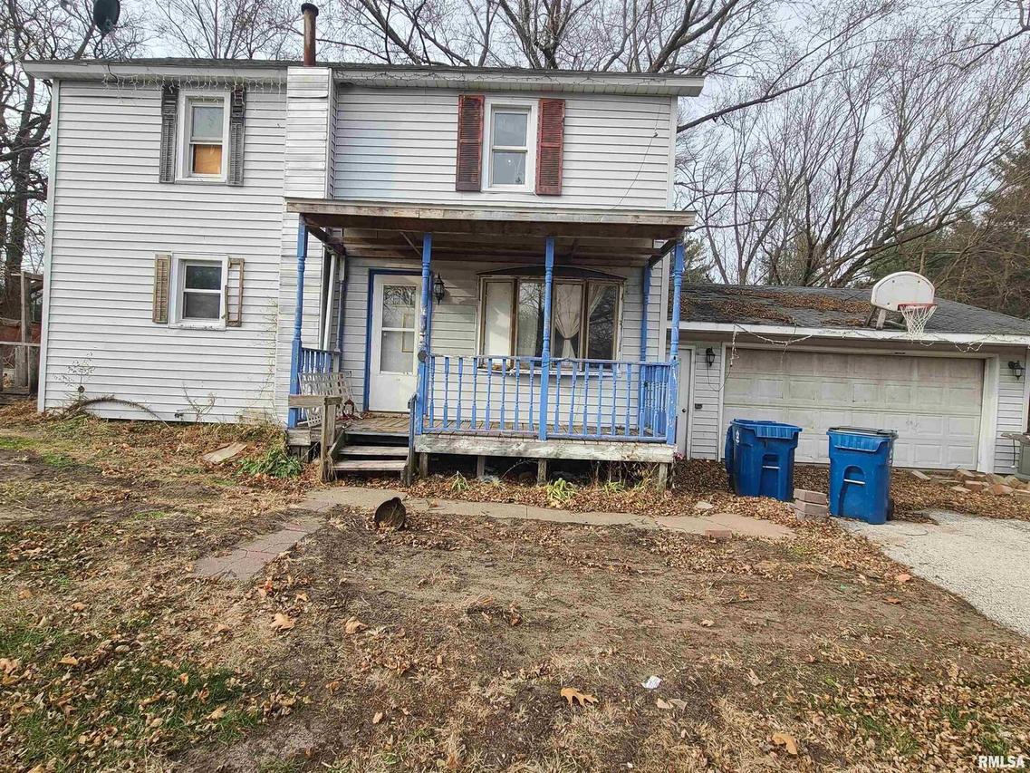 502 N 12th Ave., Albany, IL 61230