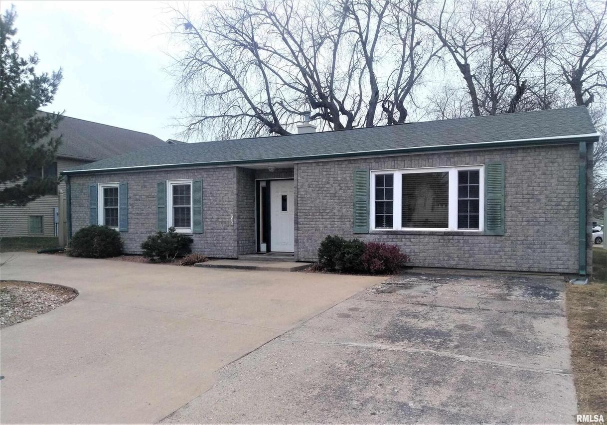 837 N 36th St., Quincy, IL 62301