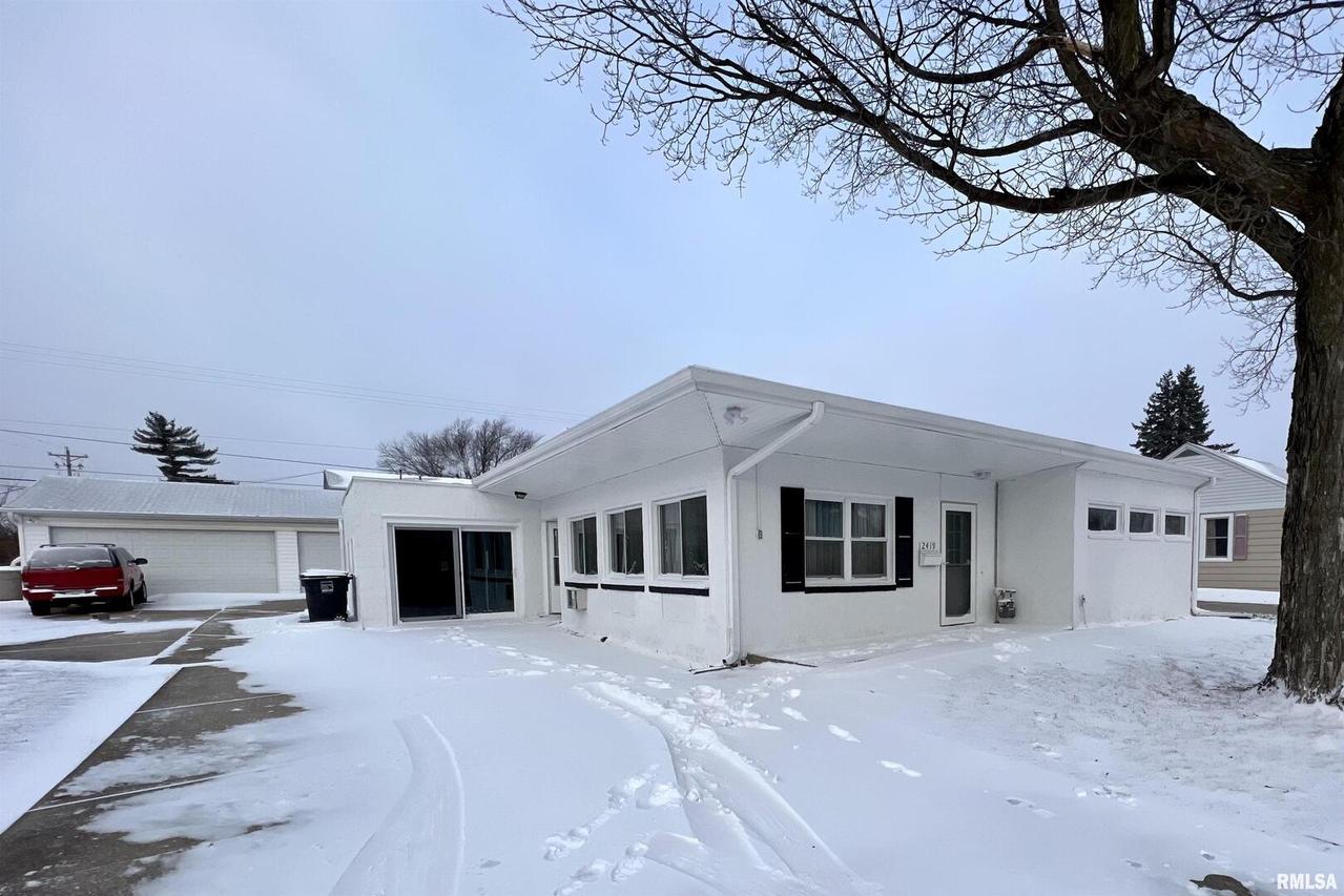 2419 44th St., Moline, IL 61265