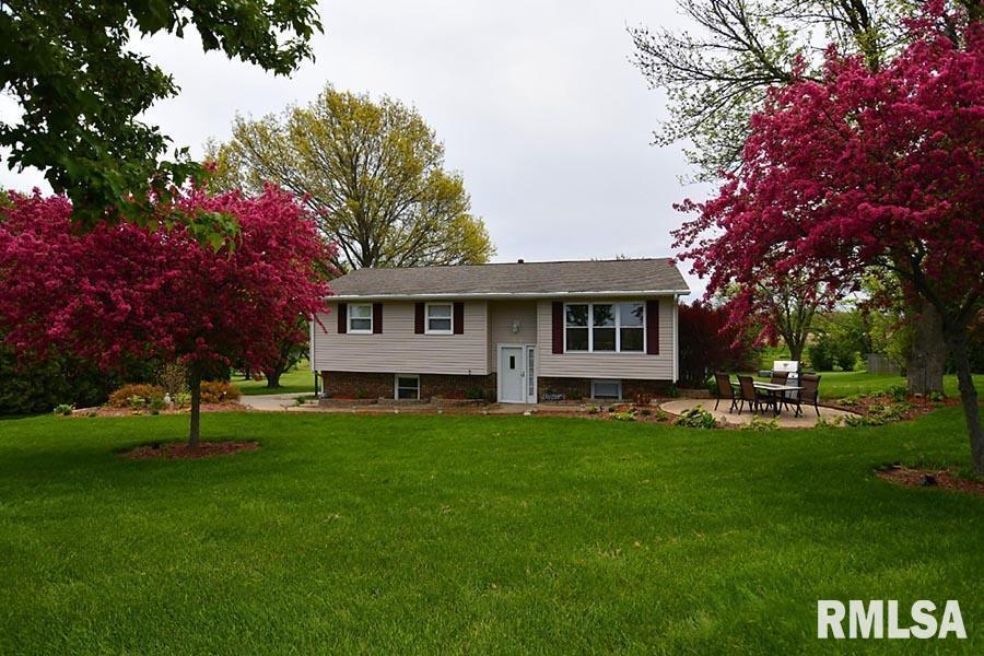 24789 Hazelwood West Rd., Geneseo, IL 61254