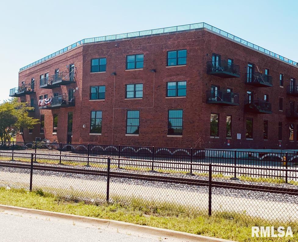 110 19th St. #313, Rock Island, IL 61201