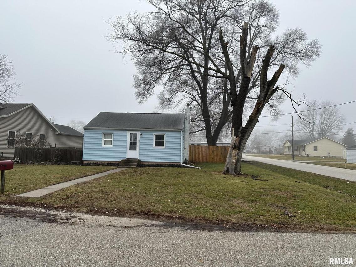 601 2nd St., Colona, IL 61241