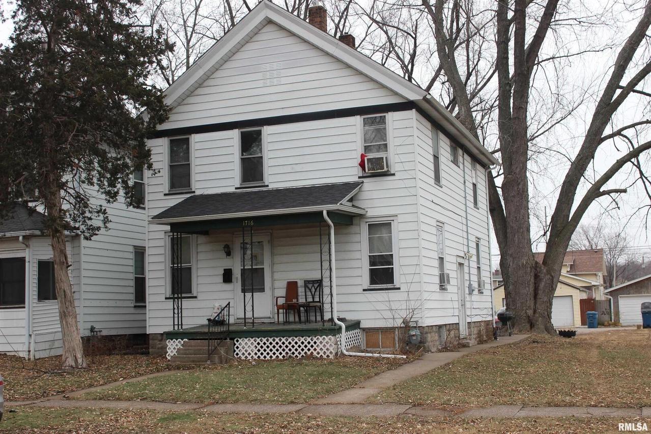 1716 9th Ave., East Moline, IL 61244