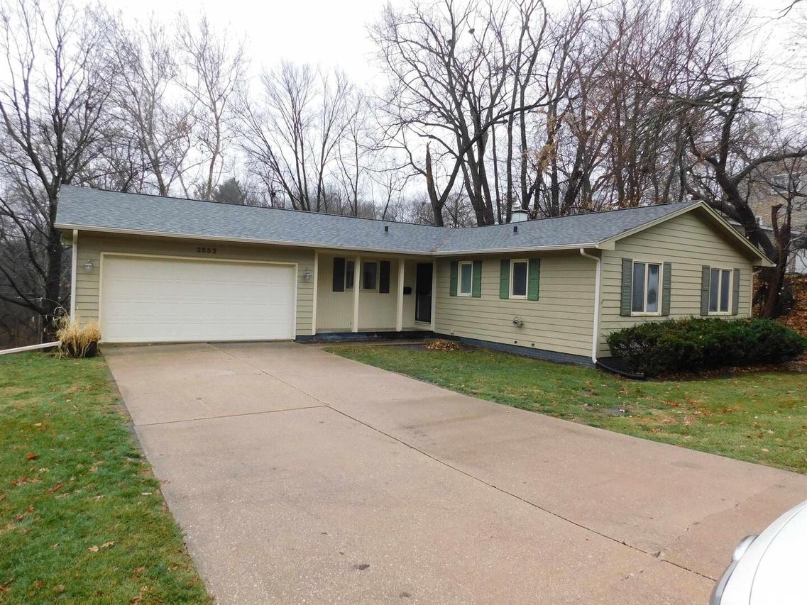 2552 35th Ave., Rock Island, IL 61201