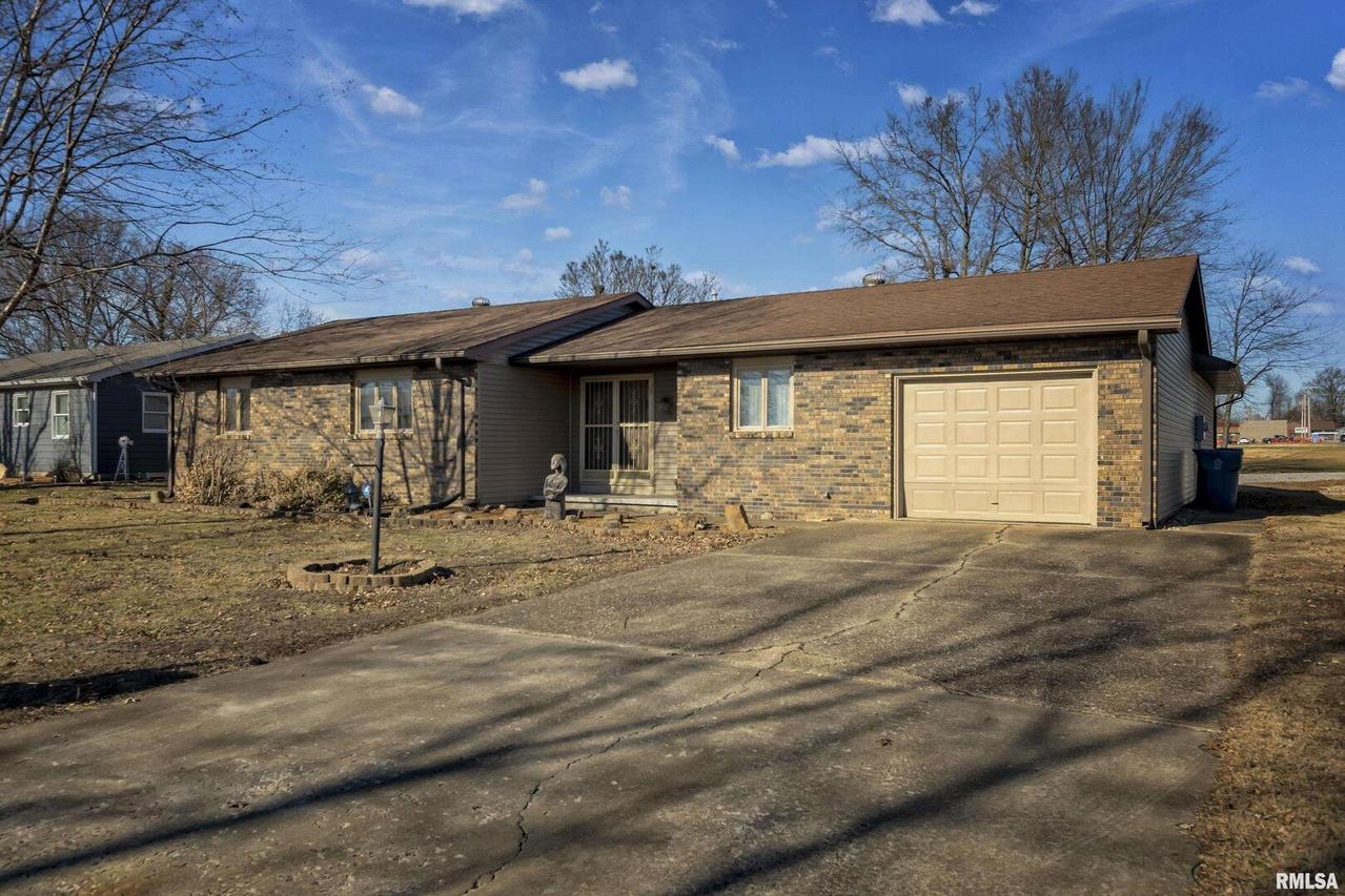 1604 Marcella Dr., Marion, IL 62959