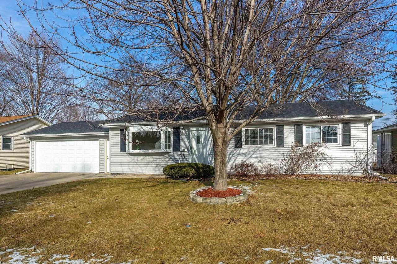 603 40th Ave., East Moline, IL 61244