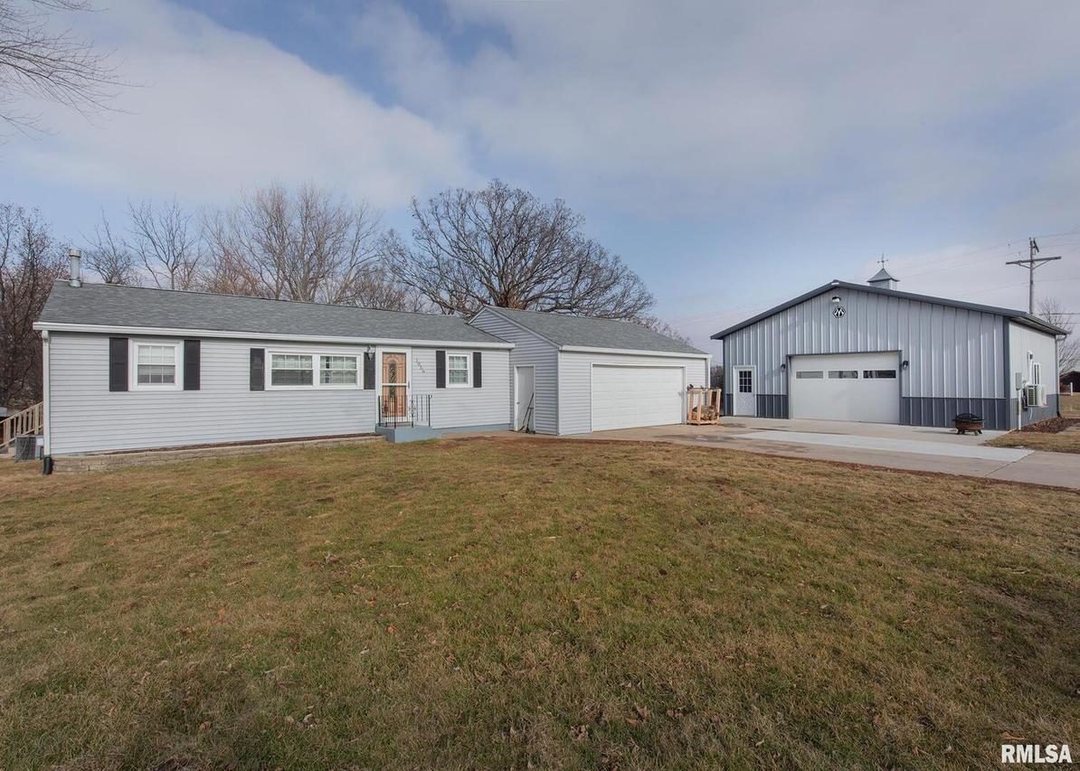 1056 Us Hwy 67, Viola, IL 61486