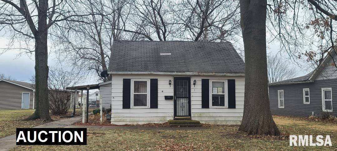 17 1st St., Matherville, IL 61263