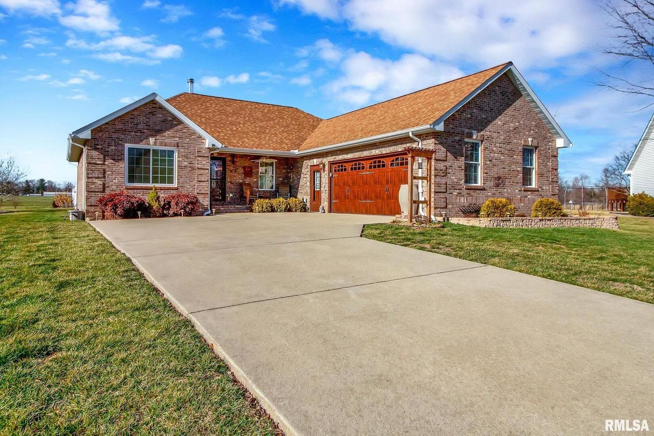 515 Monarch Ave., Pinckneyville, IL 62274