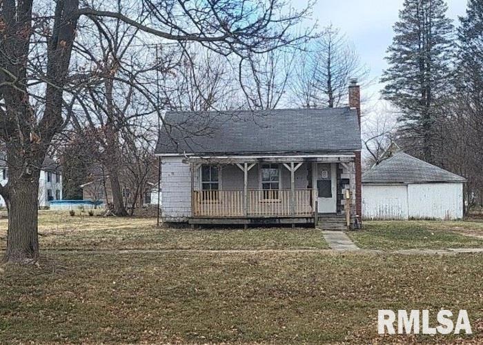 412 N Main Ave., Wyoming, IL 61491