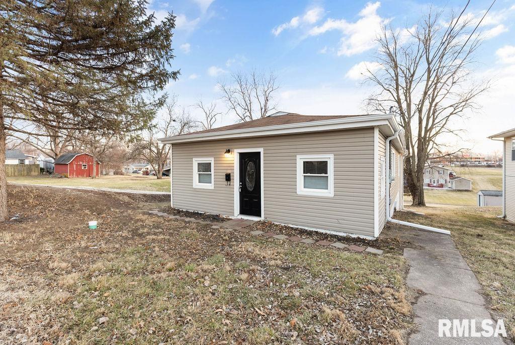 1412 Jackson St., Quincy, IL 62301