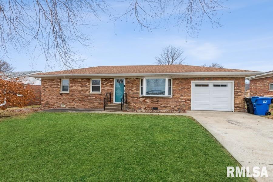 3707 15th St. #D, Moline, IL 61265