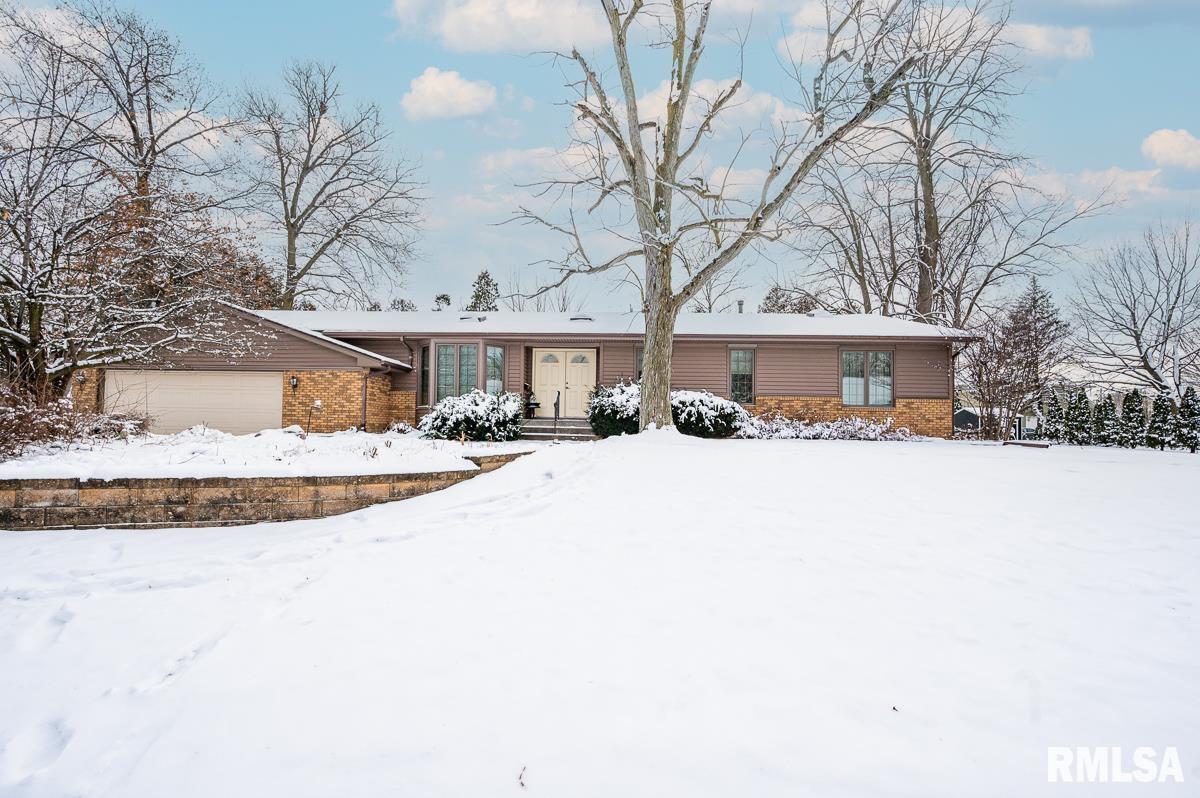 3904 25th Avenue Ct., Rock Island, IL 61201