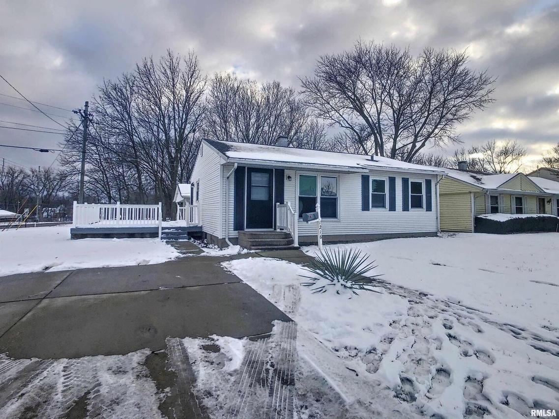 1216 46th Ave., East Moline, IL 61244