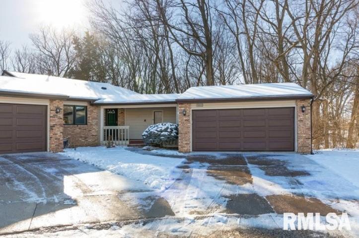 5802 36th Avenue Ct., Moline, IL 61265