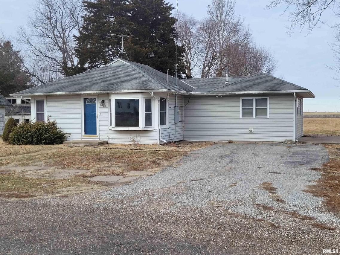 1013 Wendell St., Golden, IL 62339