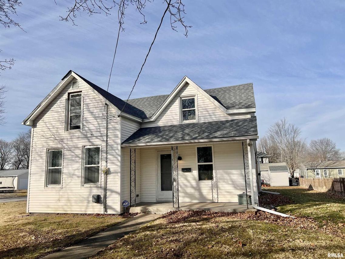 209 NW 5th St., Aledo, IL 61231