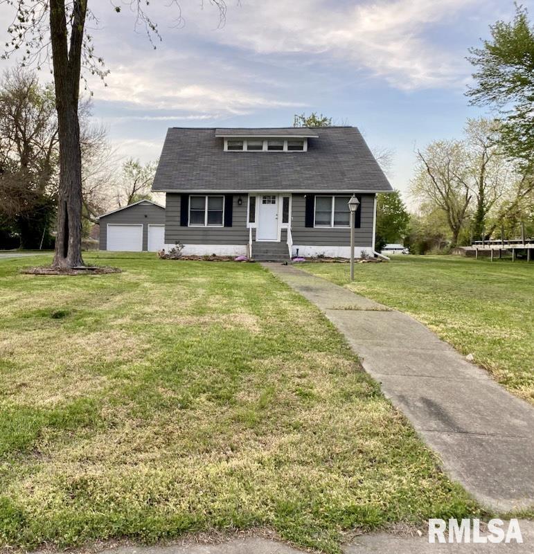 815 W St Louis St., West Frankfort, IL 62896