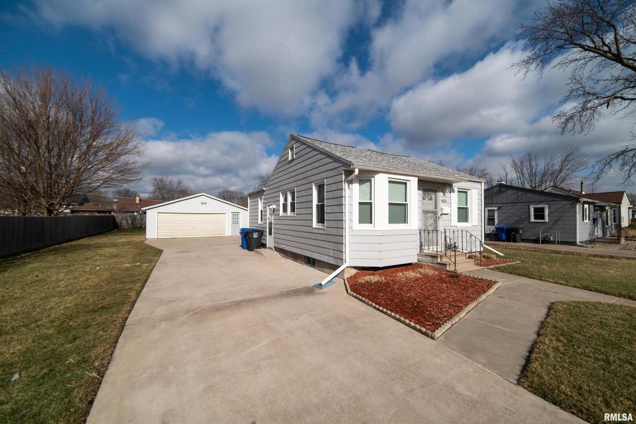 4513 22nd Ave., Moline, IL 61265