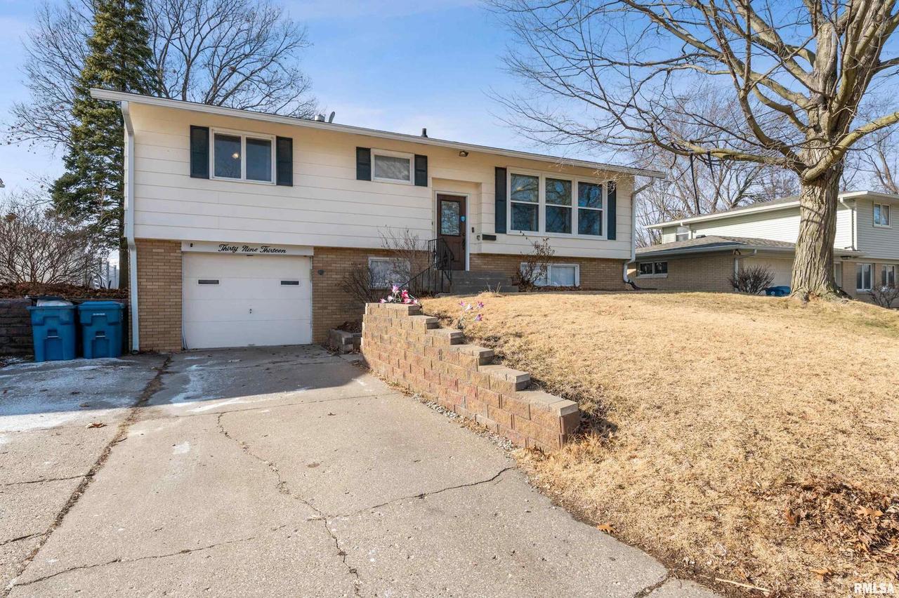 3913 1st St., East Moline, IL 61244