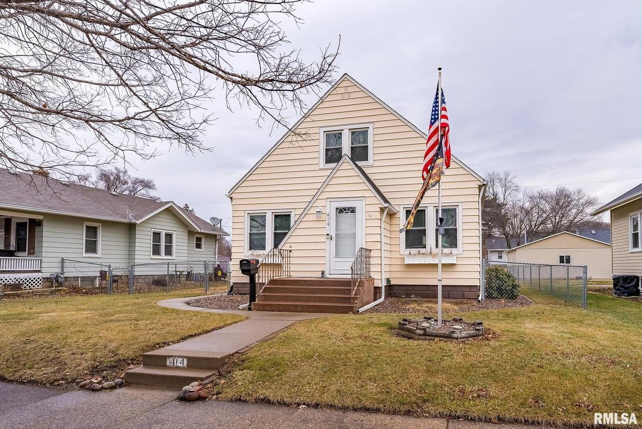 414 45th St., Moline, IL 61265