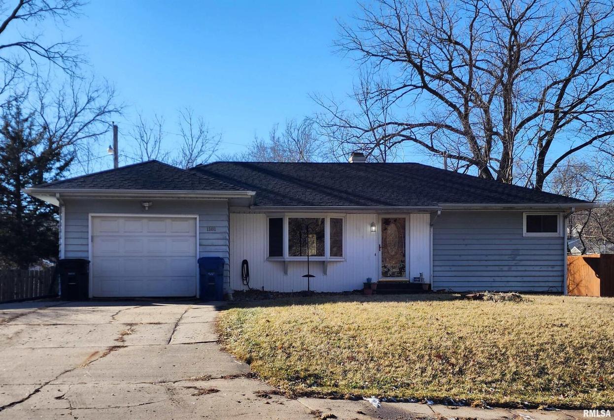 1181 34th St., Moline, IL 61265