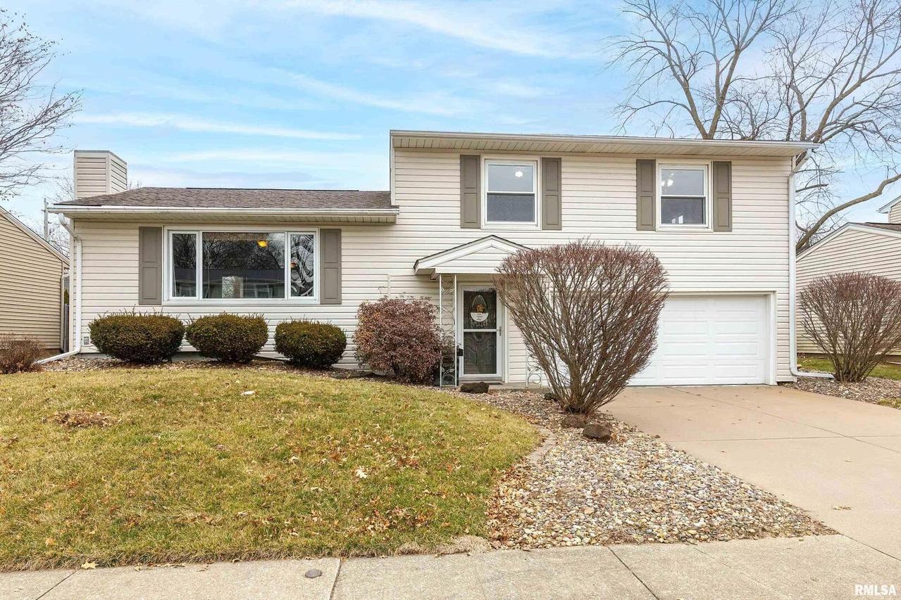 3514 56th Street Pl., Moline, IL 61265