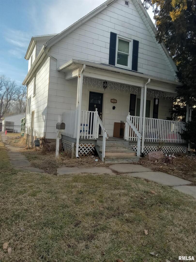1421 14th St., Moline, IL 61265