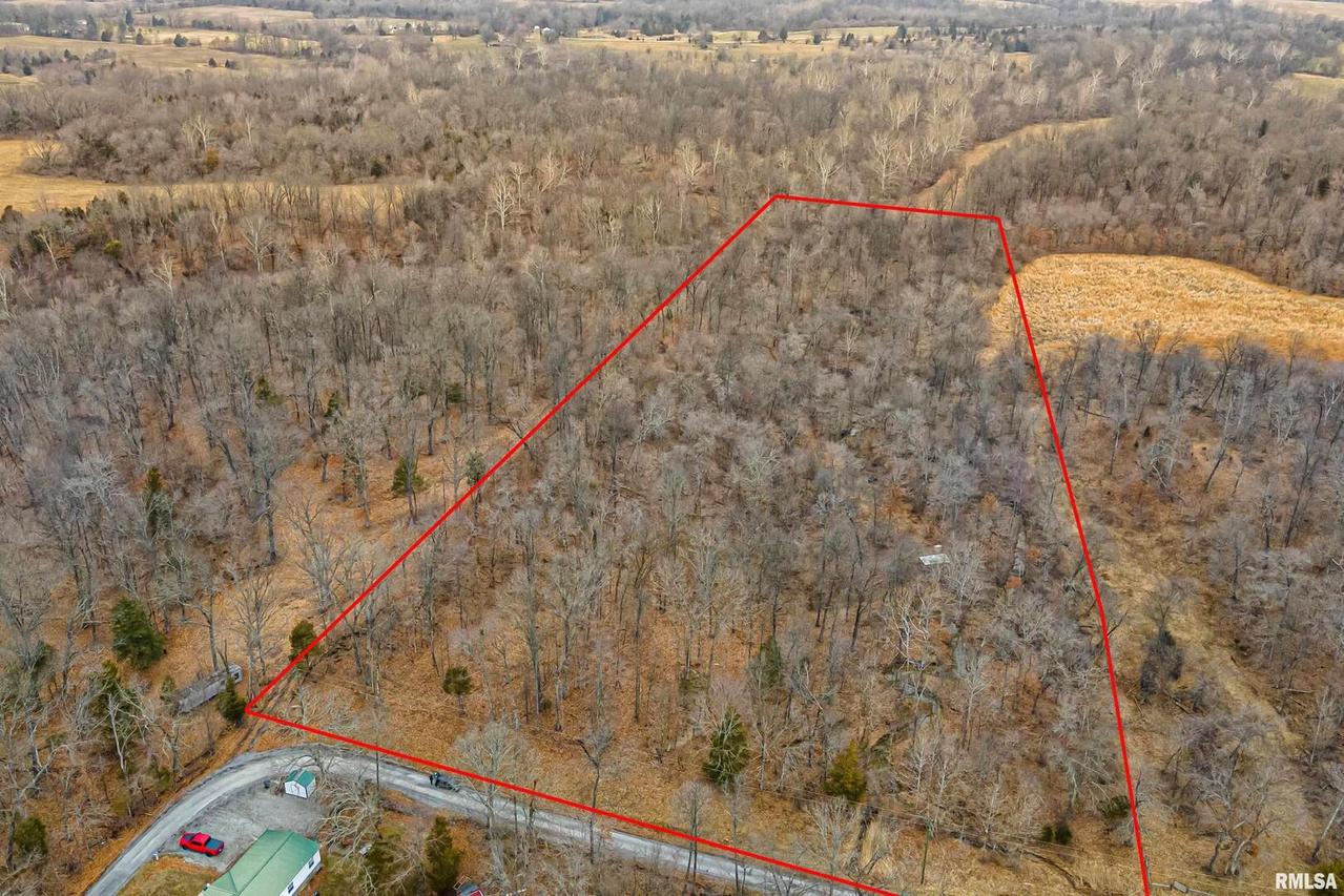 000 Jochum Ln., Pittsburg, IL 62974