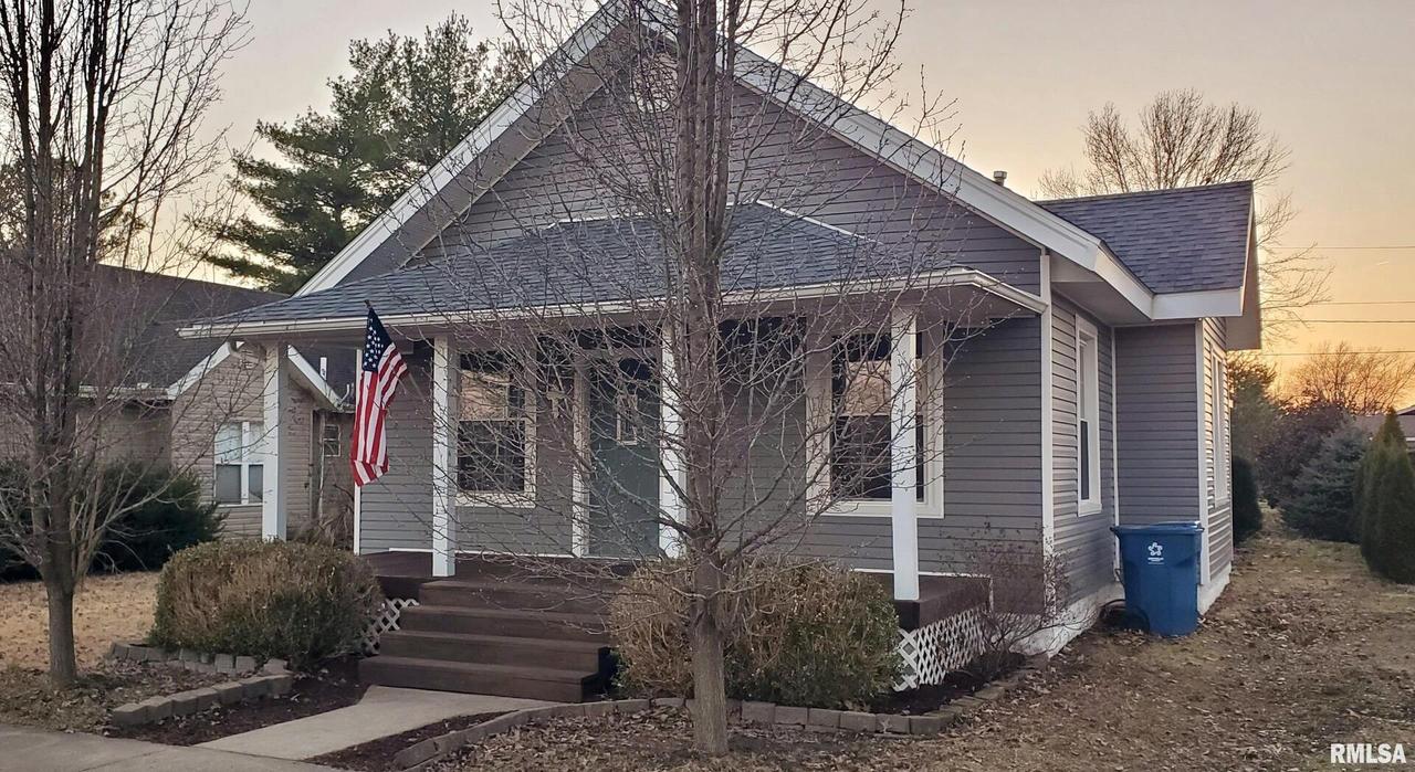 215 N Wilson St., Hurst, IL 62949