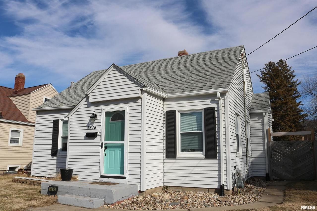 1836 33rd St., Moline, IL 61265