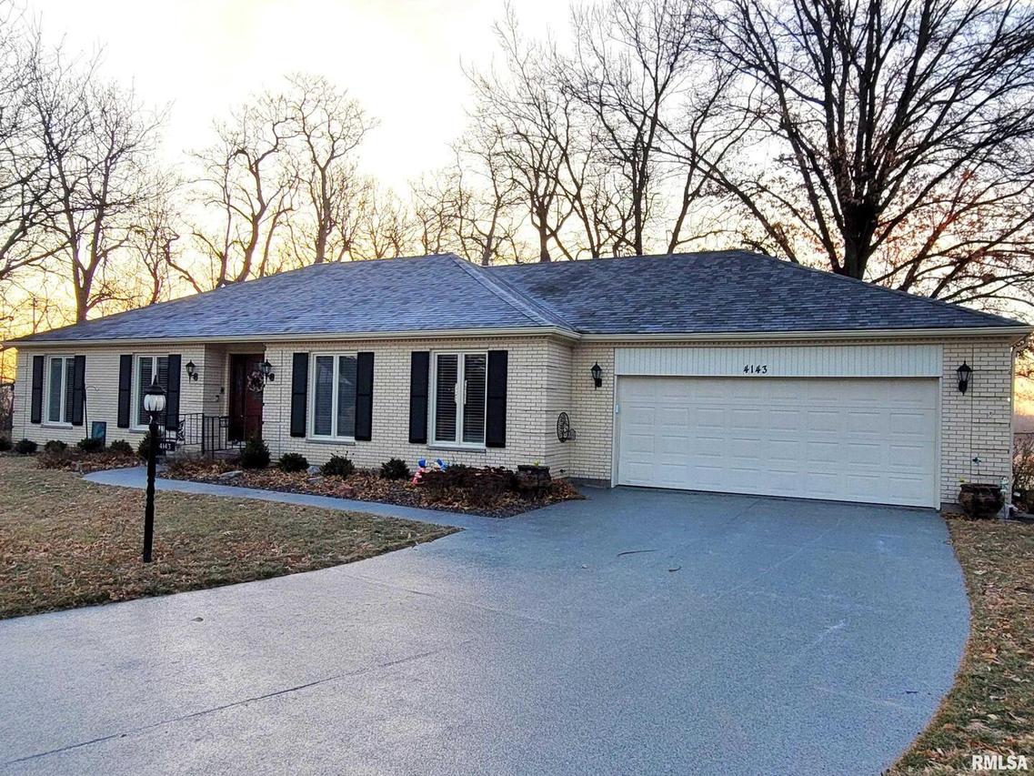 4143 Coachlight Ct., Quincy, IL 62301