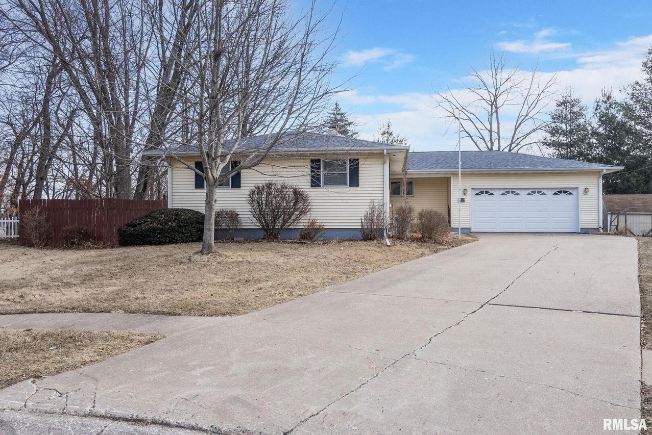 1532 18th Avenue Ct., Silvis, IL 61282