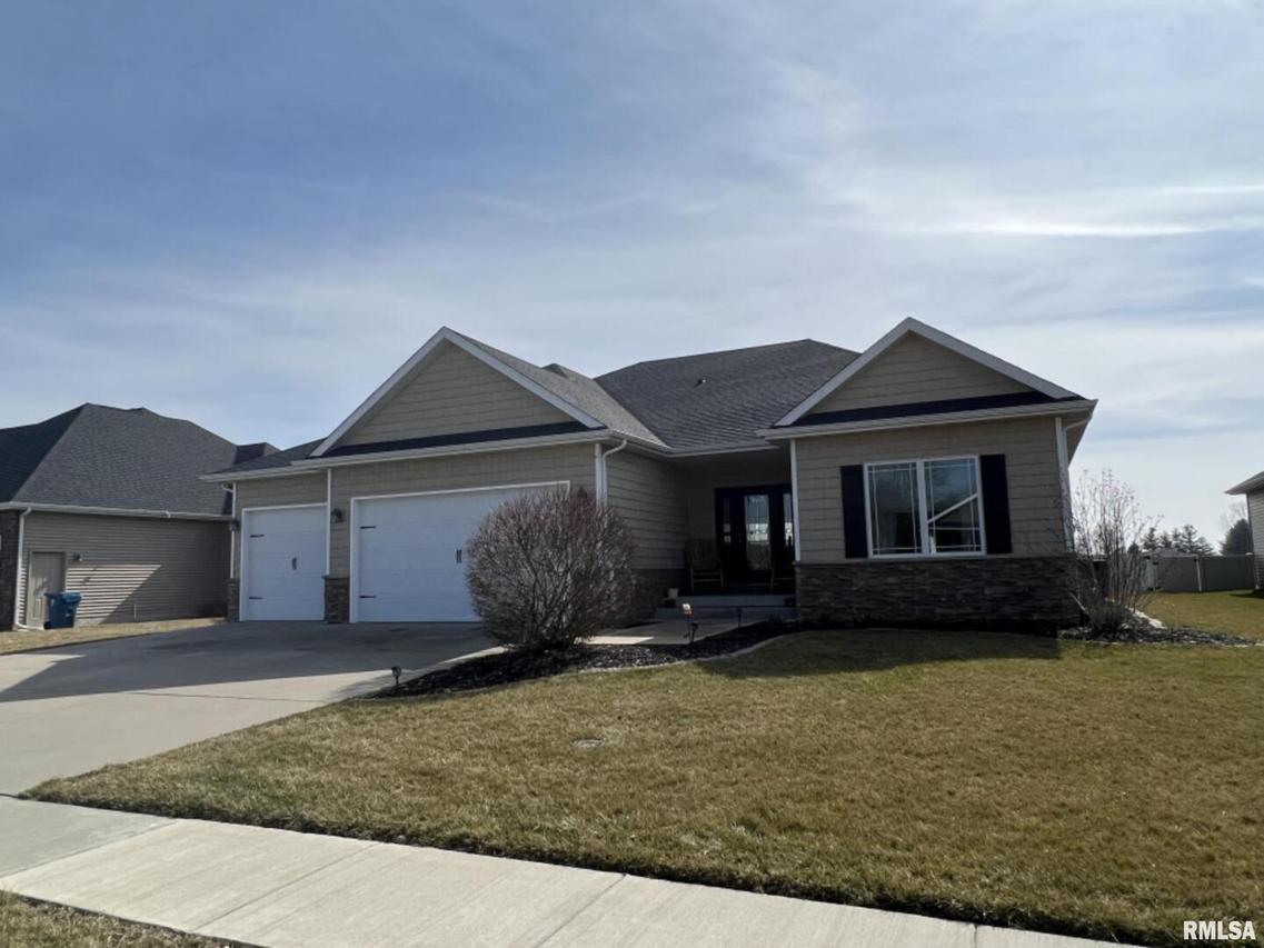 2808 Castlerock Ridge, Springfield, IL 62711