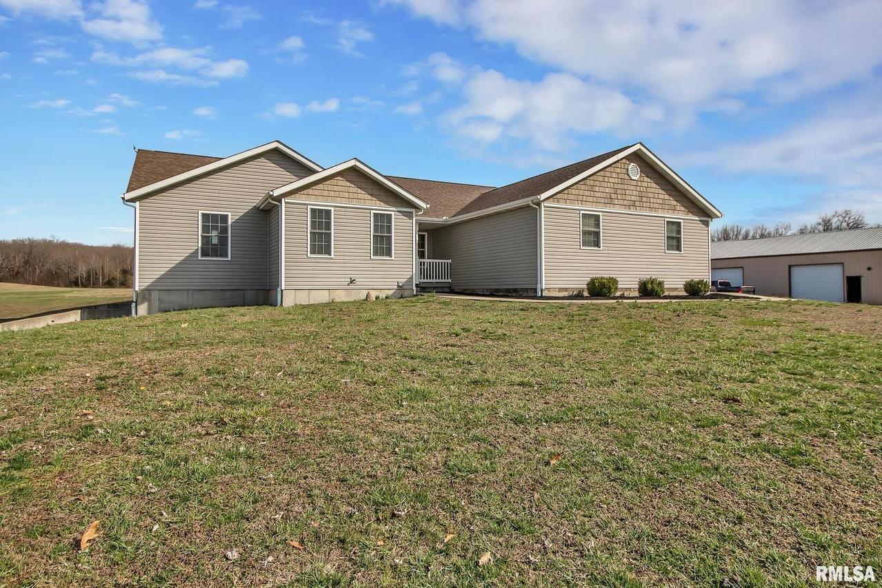 628 Lakecrest Dr., Creal Springs, IL 62922