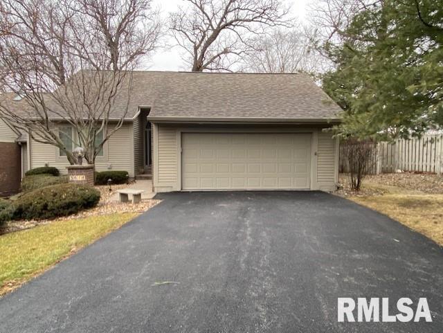 3614 33rd Street Dr., Moline, IL 61265